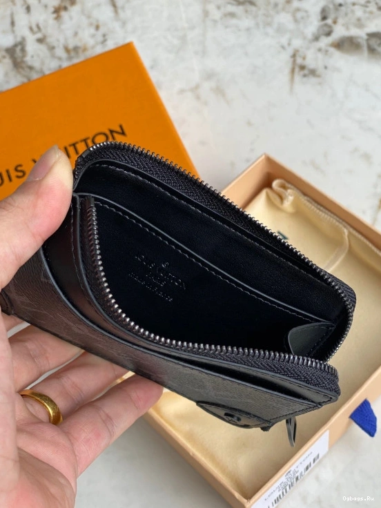 MULTI TRUNK CARD HOLDER VUITTON LOUIS 0601